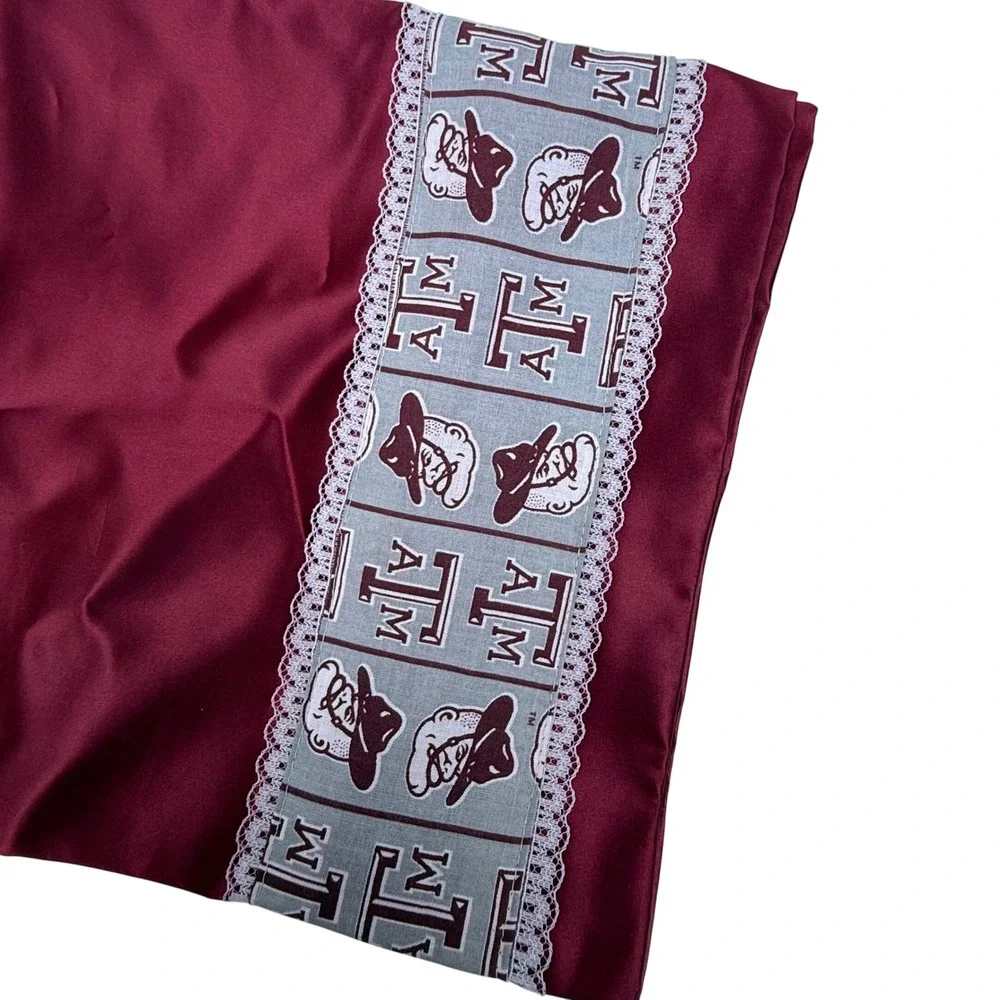 Vintage Texas AM Aggies Caitlin Pillowcase Set 2 Y2K Handmade Dorm Decor Maroon
